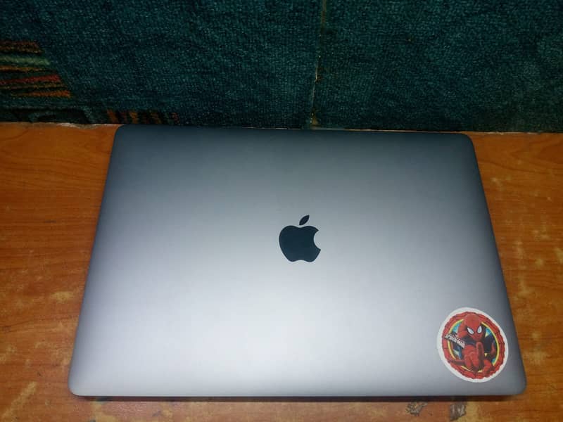 MacBook Pro 2020 (13 Inches M1) 3