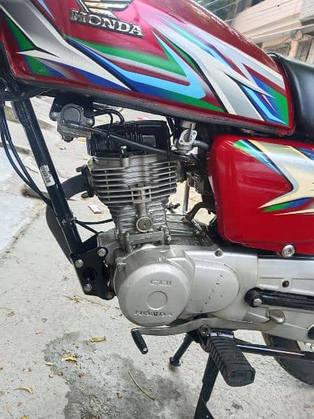 Honda 125 2023 3