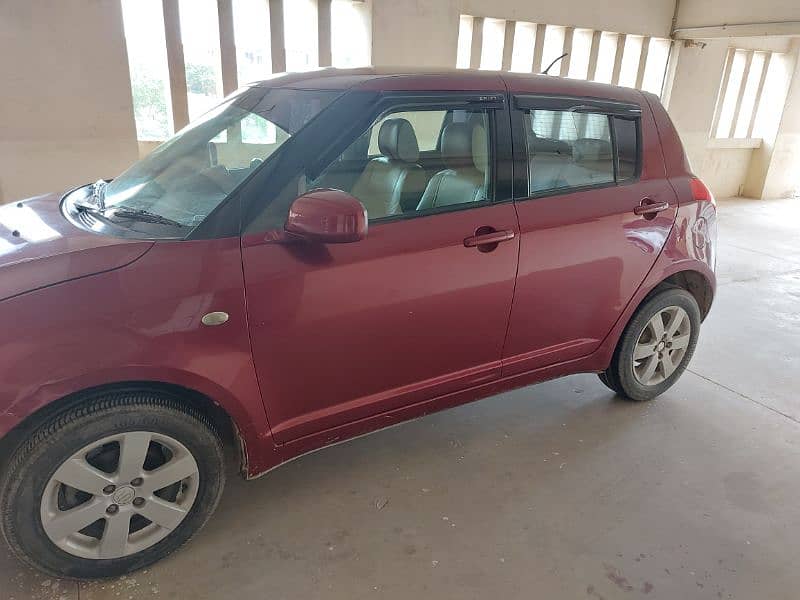 Suzuki Swift 2010 3