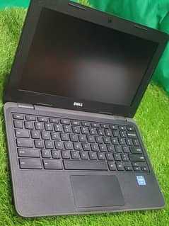 chrome book dell 10/10 condition