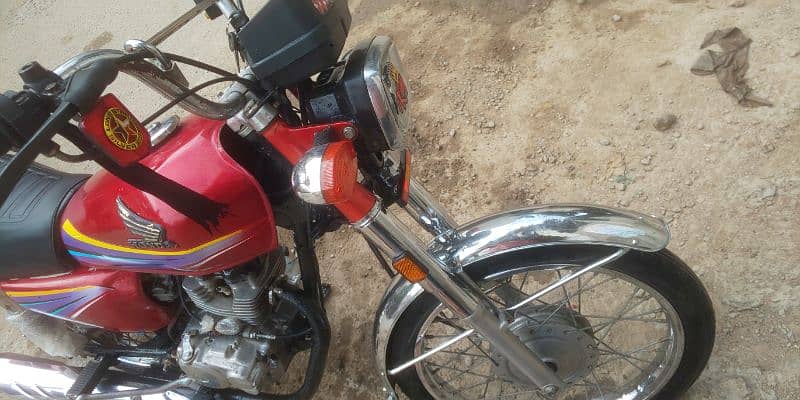 HONDA CG 125 2001 MODEL . . OLD IS GOLD 2