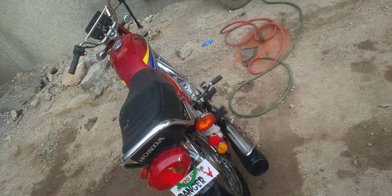 HONDA CG 125 2001 MODEL . . OLD IS GOLD 3