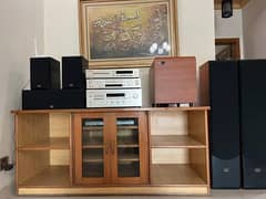 surround sound system, speakers for audio