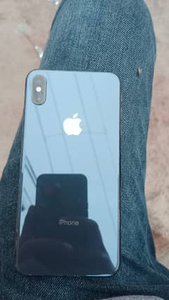 Iphone xs max / 256gb / PTA Approved