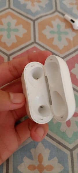 Apple airpods 3rd gen 4