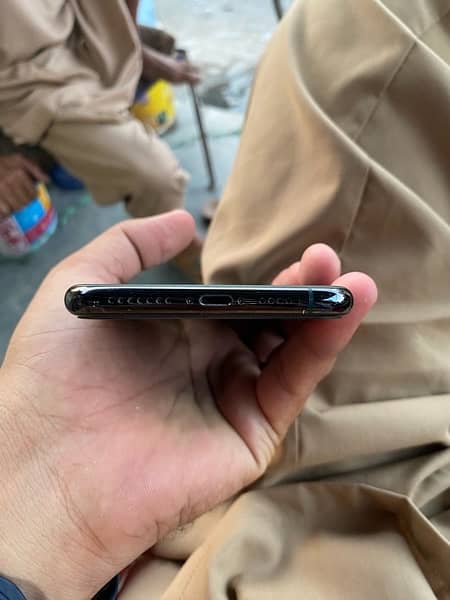 iPhone 11 Pro Max PTA approved 4