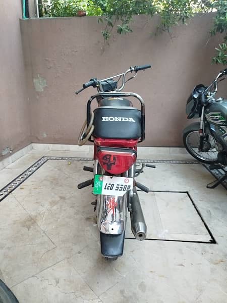 Honda CD70 (model 2010) 2