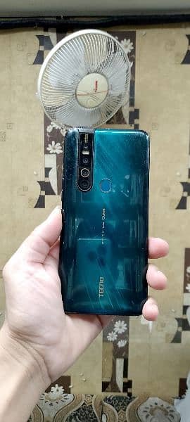 tecno camon 15pro 5