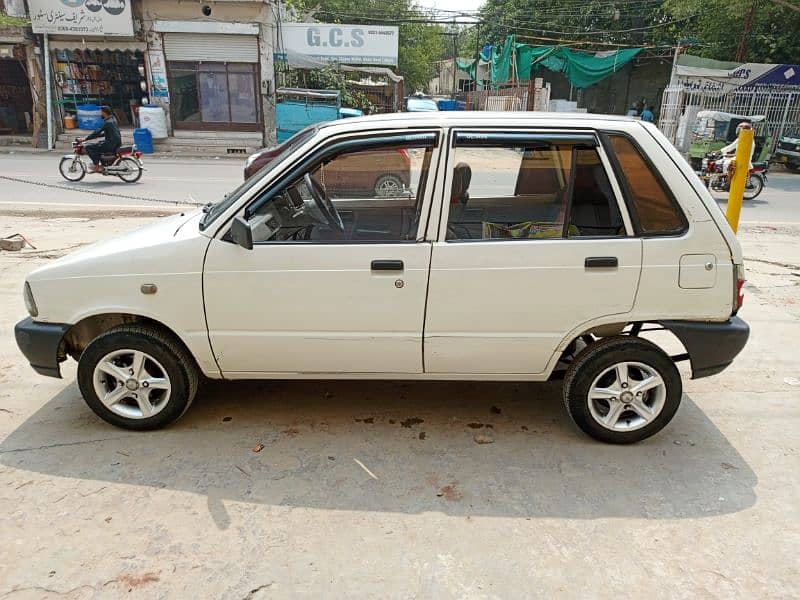 Suzuki Mehran VX 2013/14 9