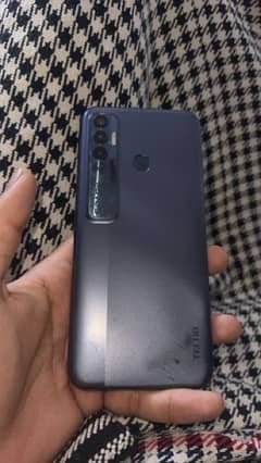 tecno spark 7 pro 0