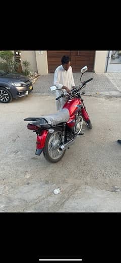 150 Suzuki 10/10 condition