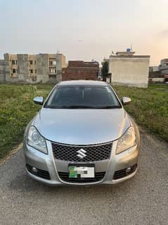 Suzuki Kizashi 2015 0