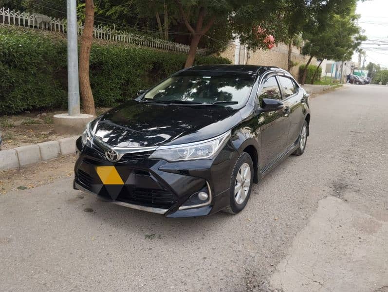 Toyota Corolla GLI Automatic 2018 4