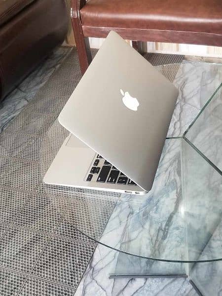 Apple MacBook 12 Pro 0