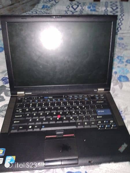 good laptop 10/10 condition 8