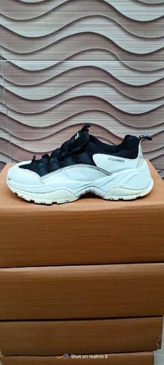 sketchers original premium condition size uk5.5