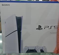 Playstation 5 with extra controller 0