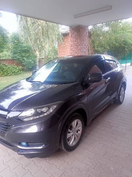 Honda Vezel 2017 Hybrid X Auto Pilot 3