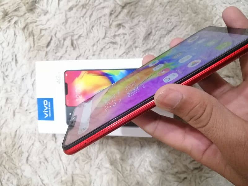 vivo y83 6GB 128GB for sell contracts 10 /10 2