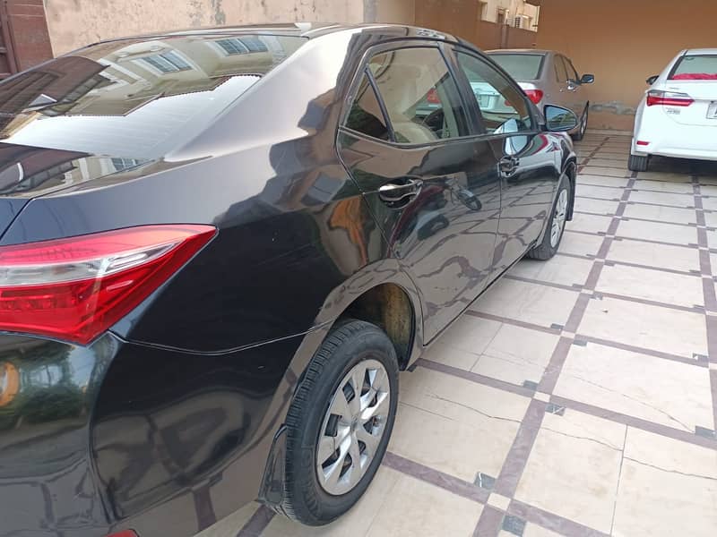 Toyota Corolla XLI 2016 old 4