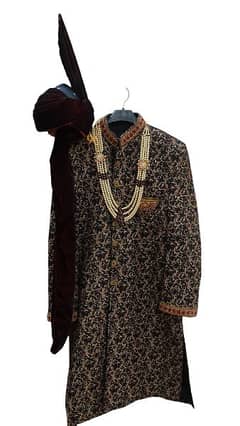 Groom bridal sherwani with kulla and mala