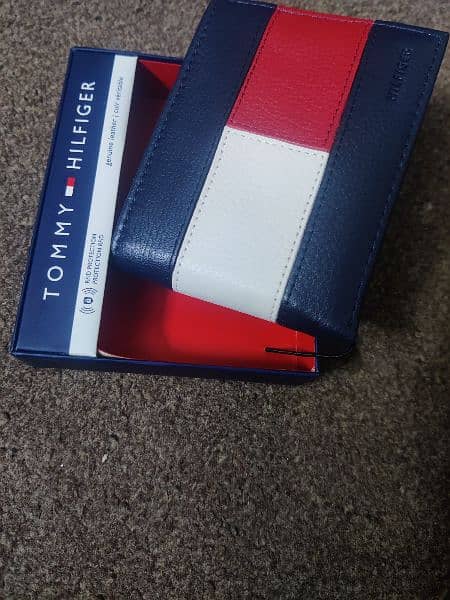 Tommy Hilfiger wallet 1