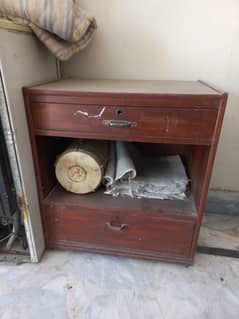 TV trolly for sale (wooden)