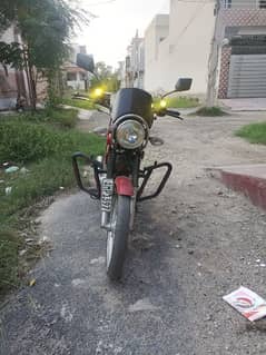 Suzuki GS 150 se