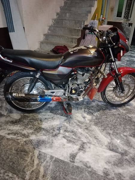 Honda Deluxe 125 4