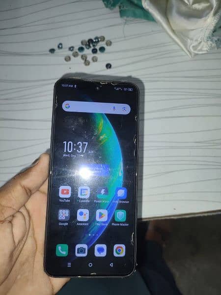 infinix hot30 play(4+4.65) 6