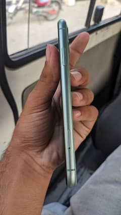 iPhone 11 complete box non pta not jv