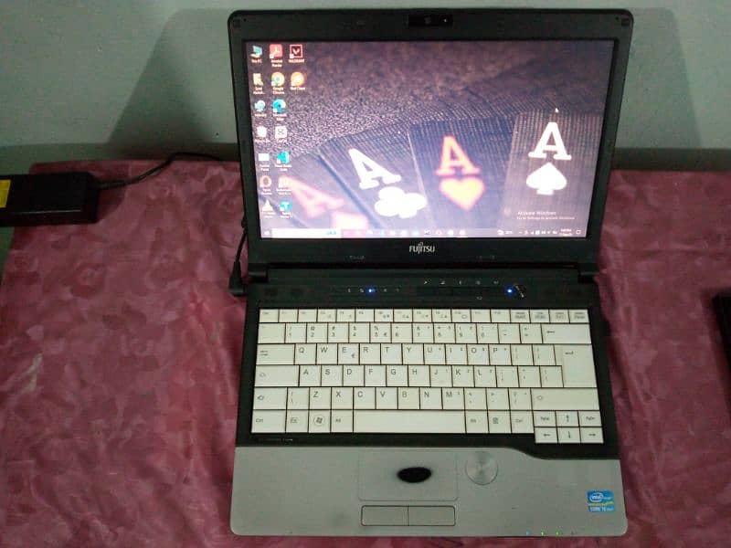 Fujitsu Lifebook S series Laptop for sale 2