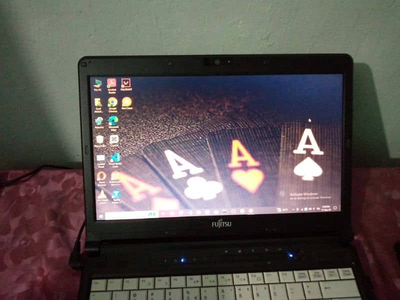 Fujitsu Lifebook S series Laptop for sale 3