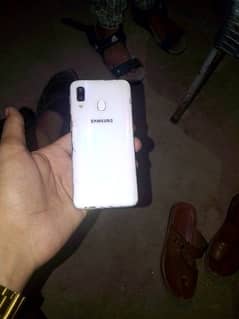 Samsung a40