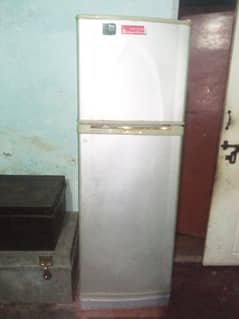 Refrigerator DAWLANCE Medium size 9144 Well condition 0