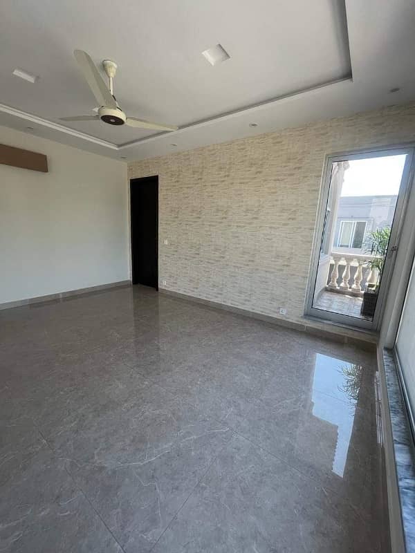 1 kanal renovated house for sale in dha phase 4 3