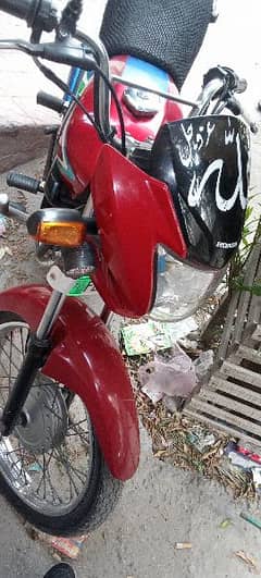 Honda 100  I sale Bick urgent for mony