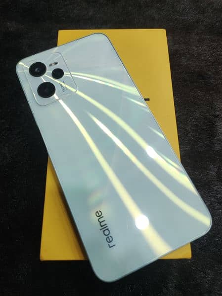 Realme C35 4+4/128 0