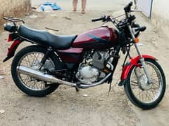 GS 150 Suzuki bike