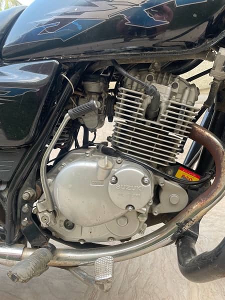 Suzuki 150 SE Motorcycle for Sale in Lahore 6