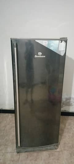 Dawlance Upright Freezer