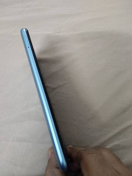 Realme C21-Y Slightly Used with Box For Sale 2