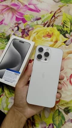 iphone 15PRO MAX 256Gb jv White titanium urgent sale