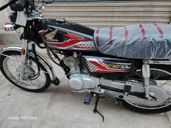 Honda  125 Black Colour