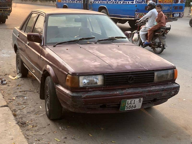 Nissan Sunny 1989 4