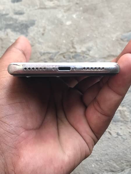 I phone X 256 GB ( Official Pta Approved ) 2