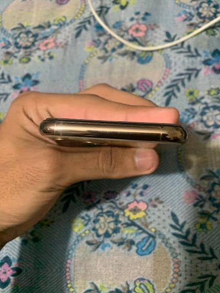 iphone 11 pro jv 64gb gold 0