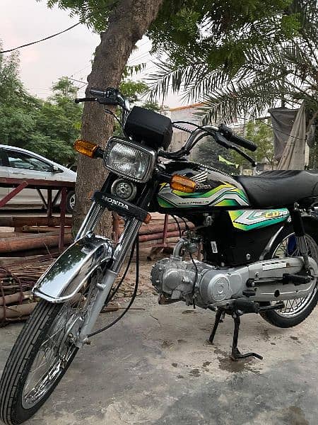 Honda 70 Model 23  lush condition Number ni lga . . . 1