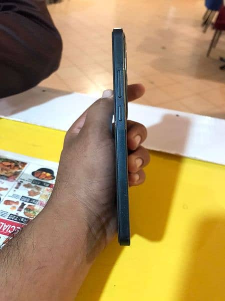 Oppo Reno 11f 8 256 2