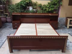 SOLID WOOD BED